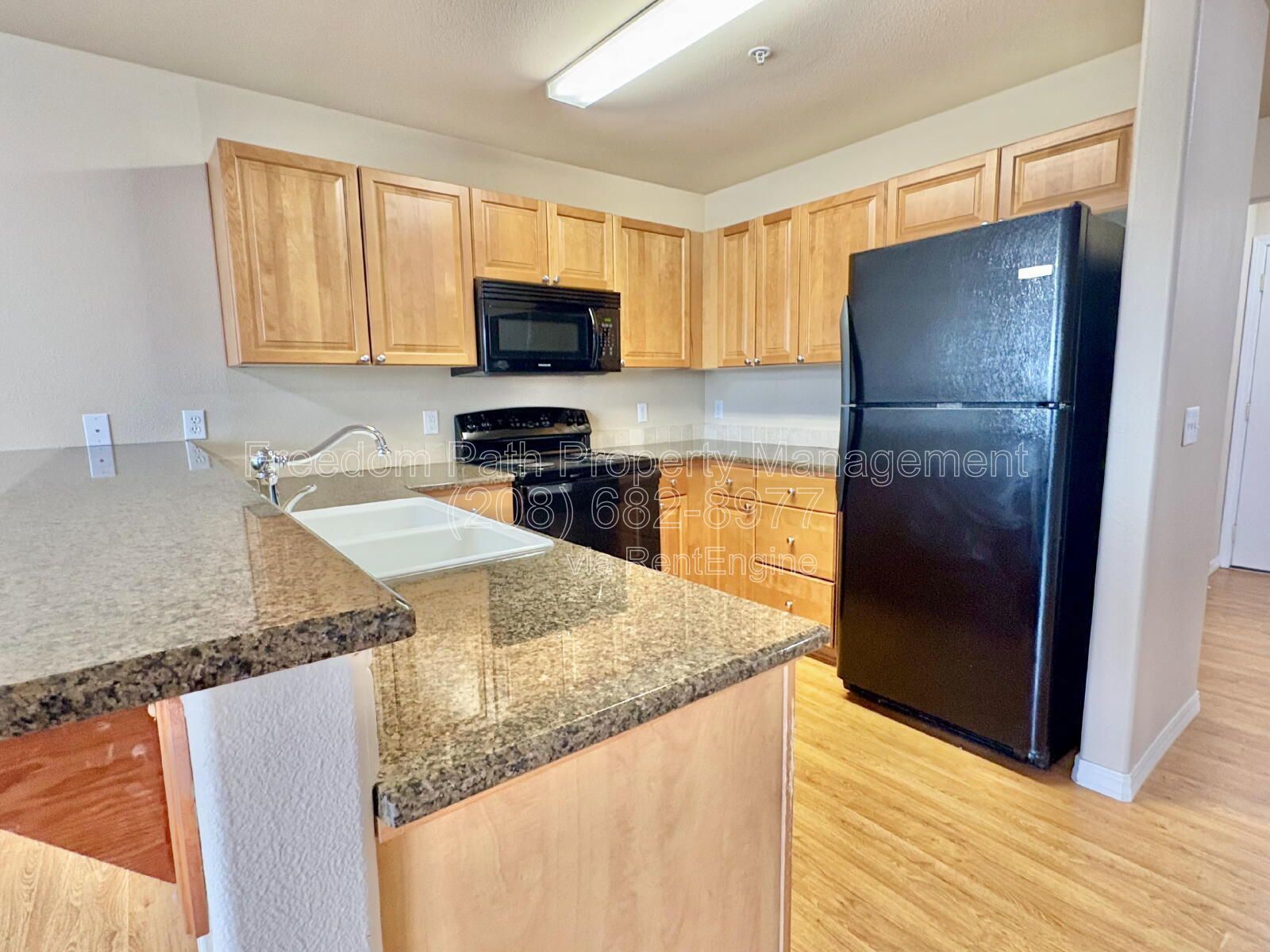 Top-Floor 3 Bed / 2 Bath Condo with Scenic Views in Post Falls property image