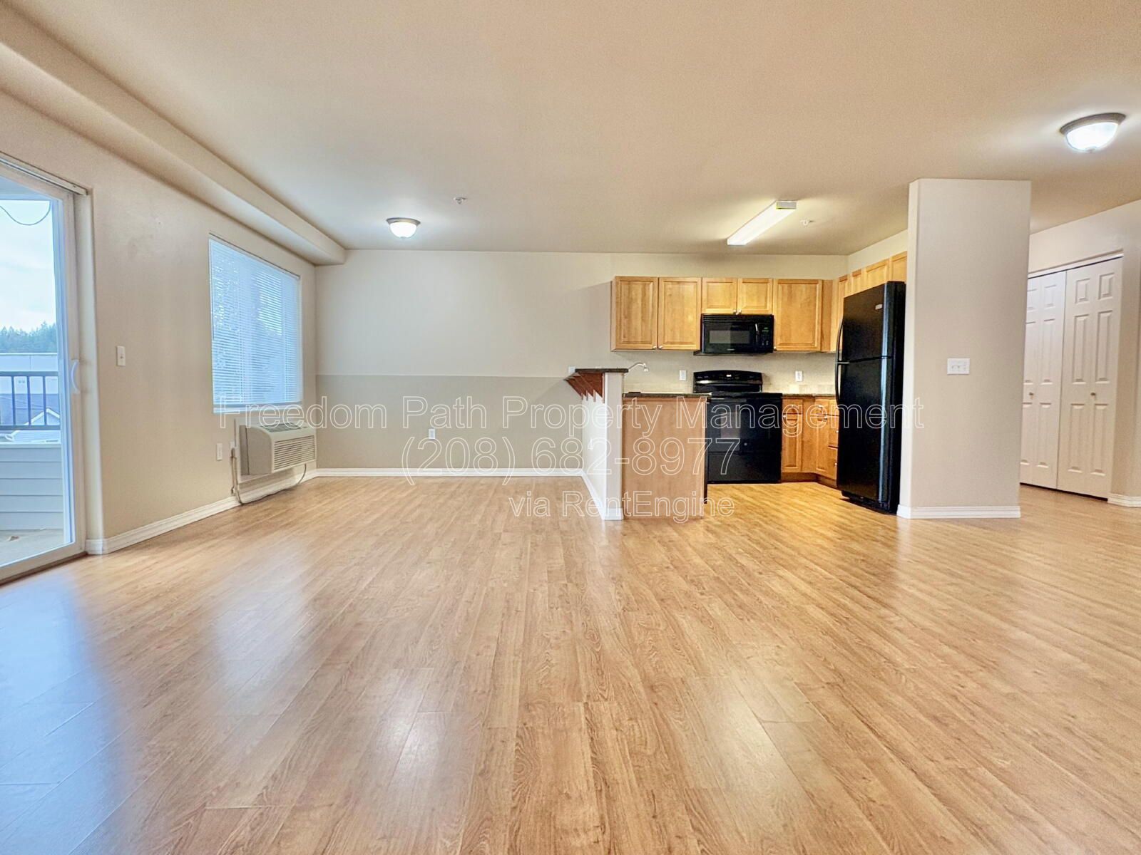 Top-Floor 3 Bed / 2 Bath Condo with Scenic Views in Post Falls property image
