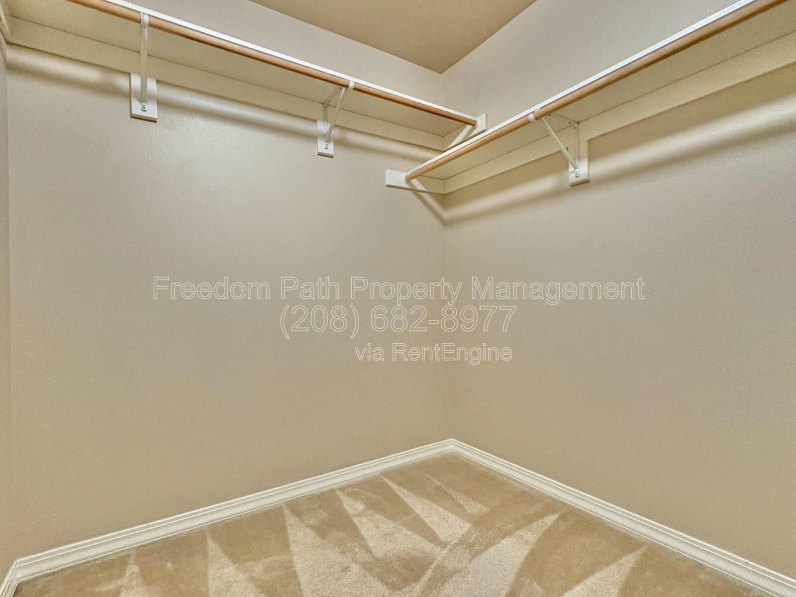 Top-Floor 3 Bed / 2 Bath Condo with Scenic Views in Post Falls property image