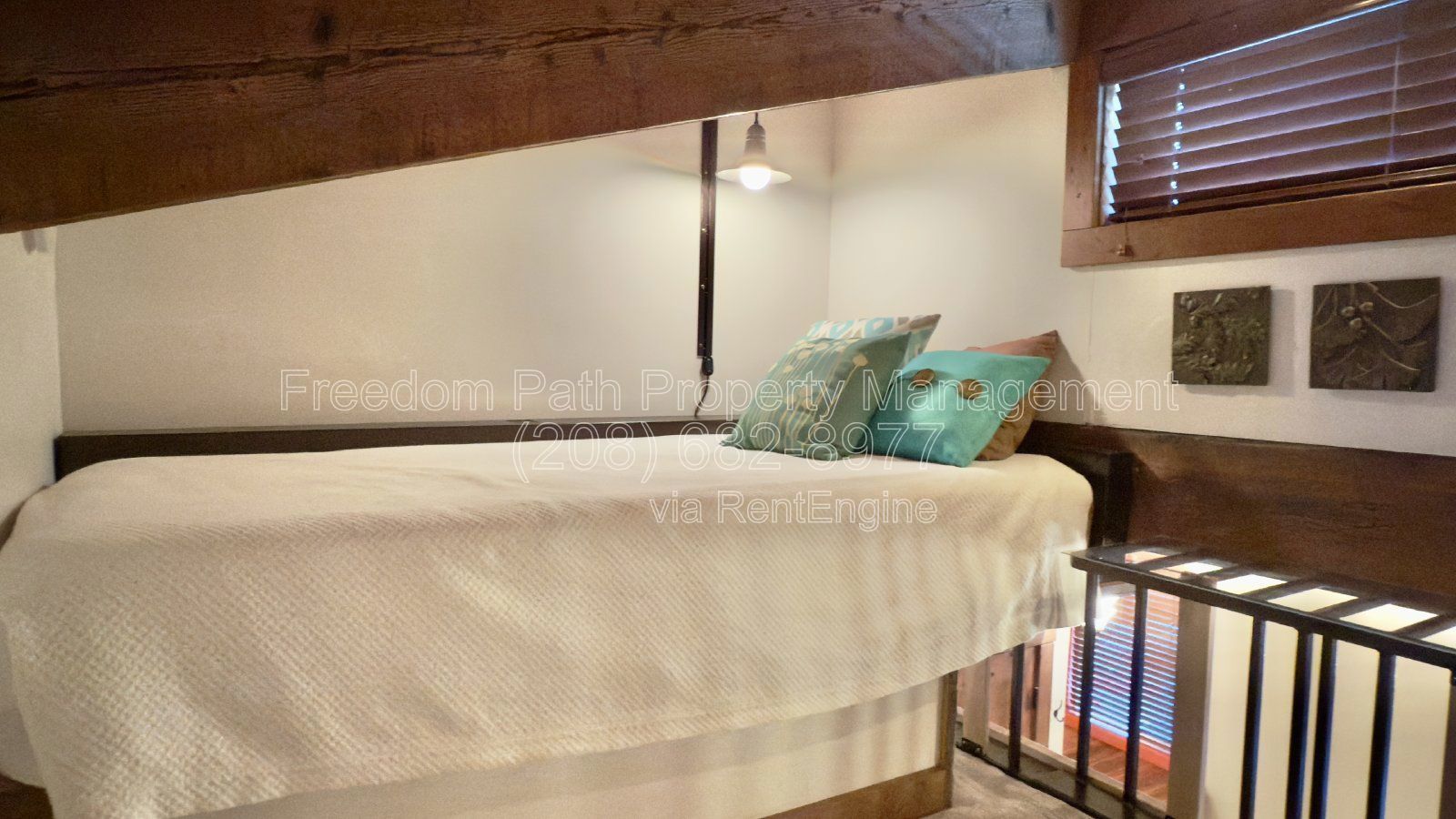 Furnished Ski Season Condo on Schweitzer property image