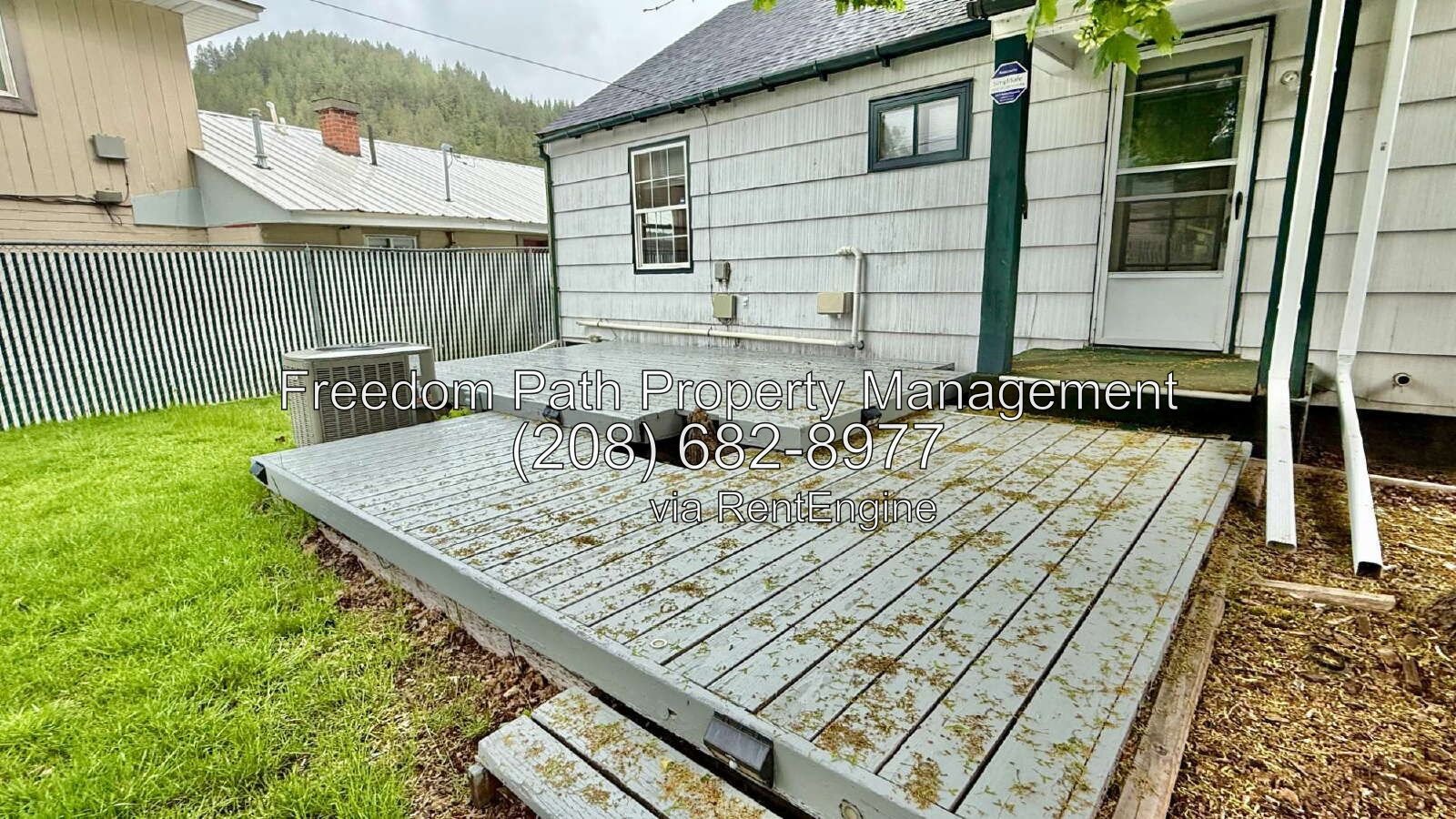 Spacious 2 Bed / 1 Bath Home in Kellogg - 1,484 SF, Central Air, All Appliances Included, Fenced Yard & Big Back Deck property image