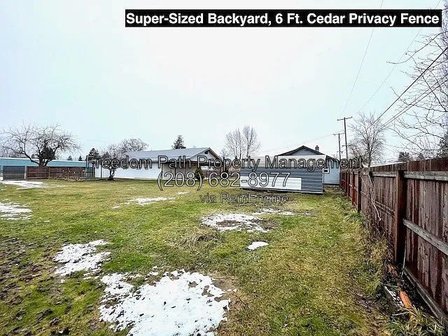 4 Bedroom Home w/ Huge Lot in Kootenai property image