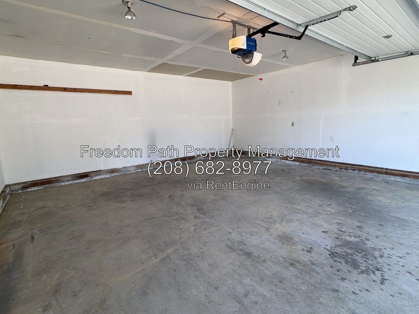 3 Bed, 2 Bath Duplex on the Coeur d'Alene Public Golf Course property image