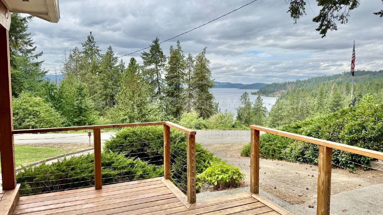 Stunning Lakeview Home with Luxury Finishes and Private Guest Suite property image