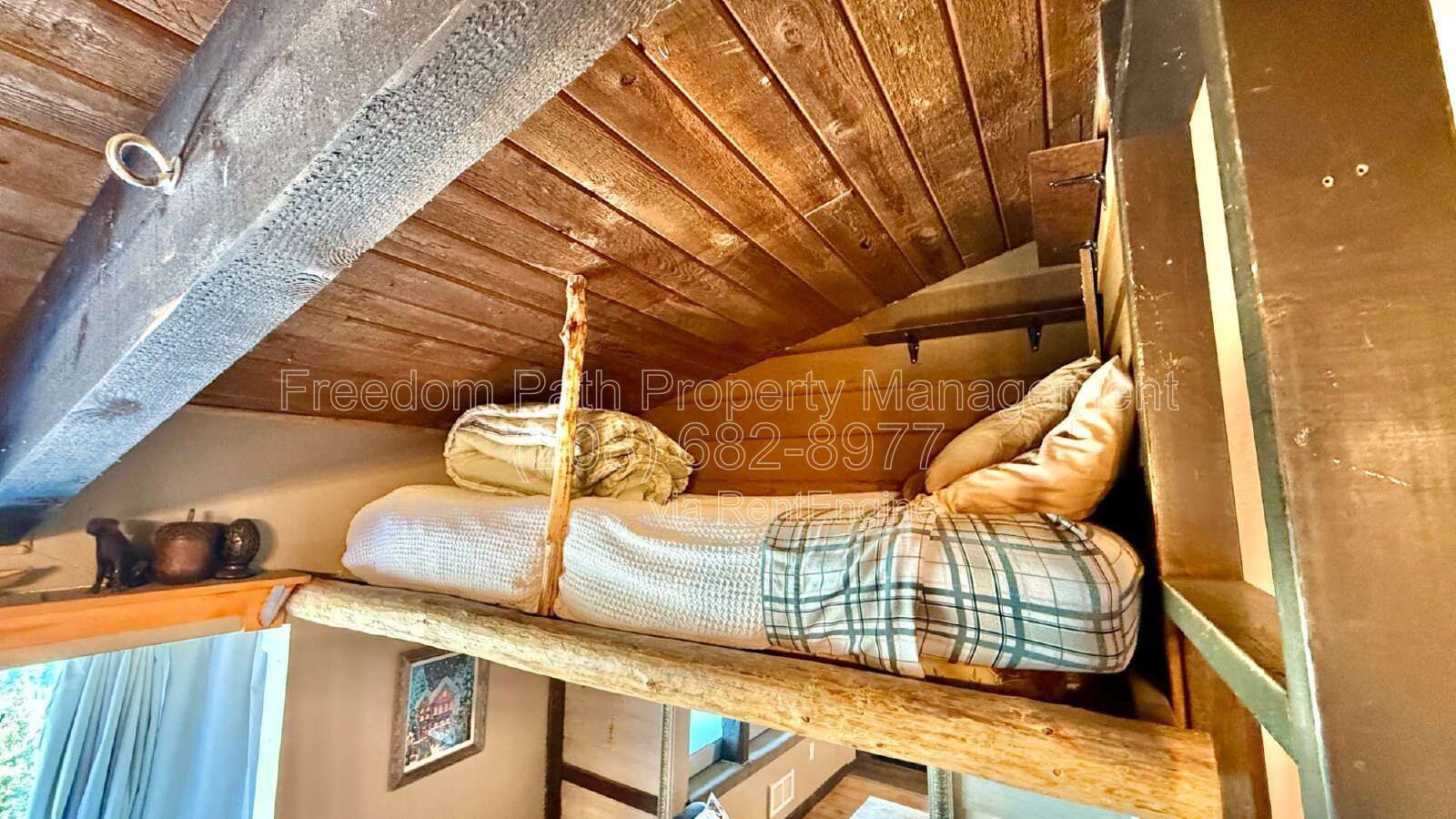 Blue Beetle Mountain Loft at Schweitzer property image