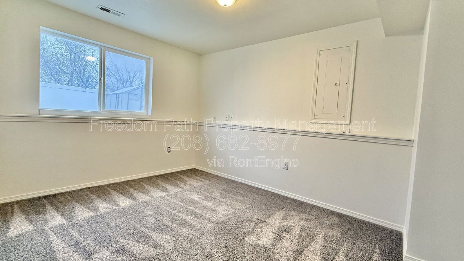 Updated 4-Bedroom Tri-Level with Fenced Yard and Central A/C in Post Falls property image