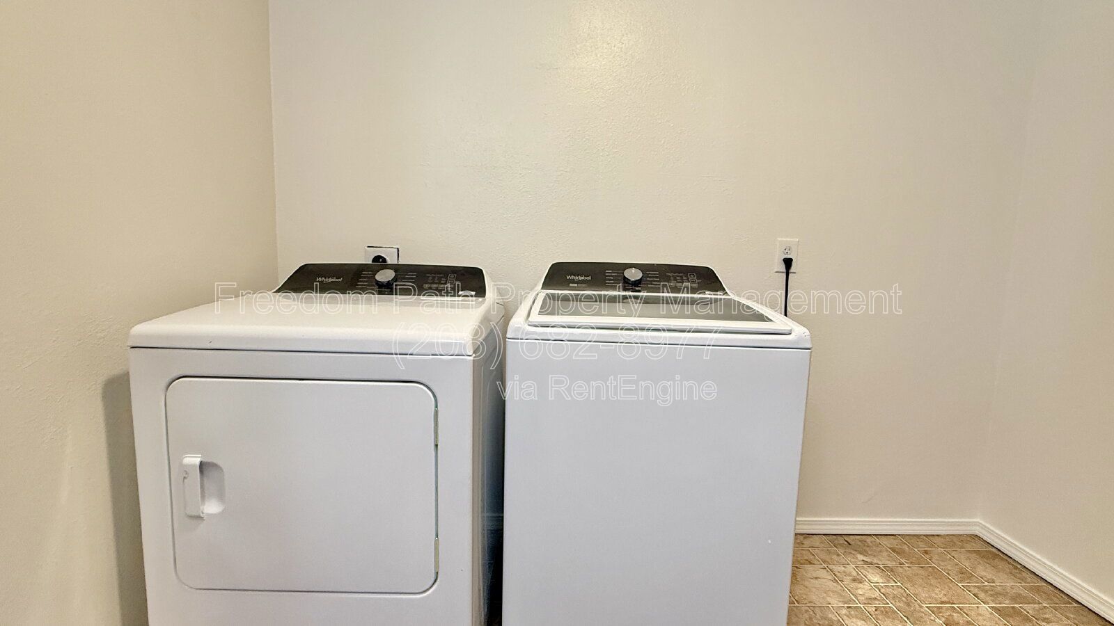 Updated 4-Bedroom Tri-Level with Fenced Yard and Central A/C in Post Falls property image