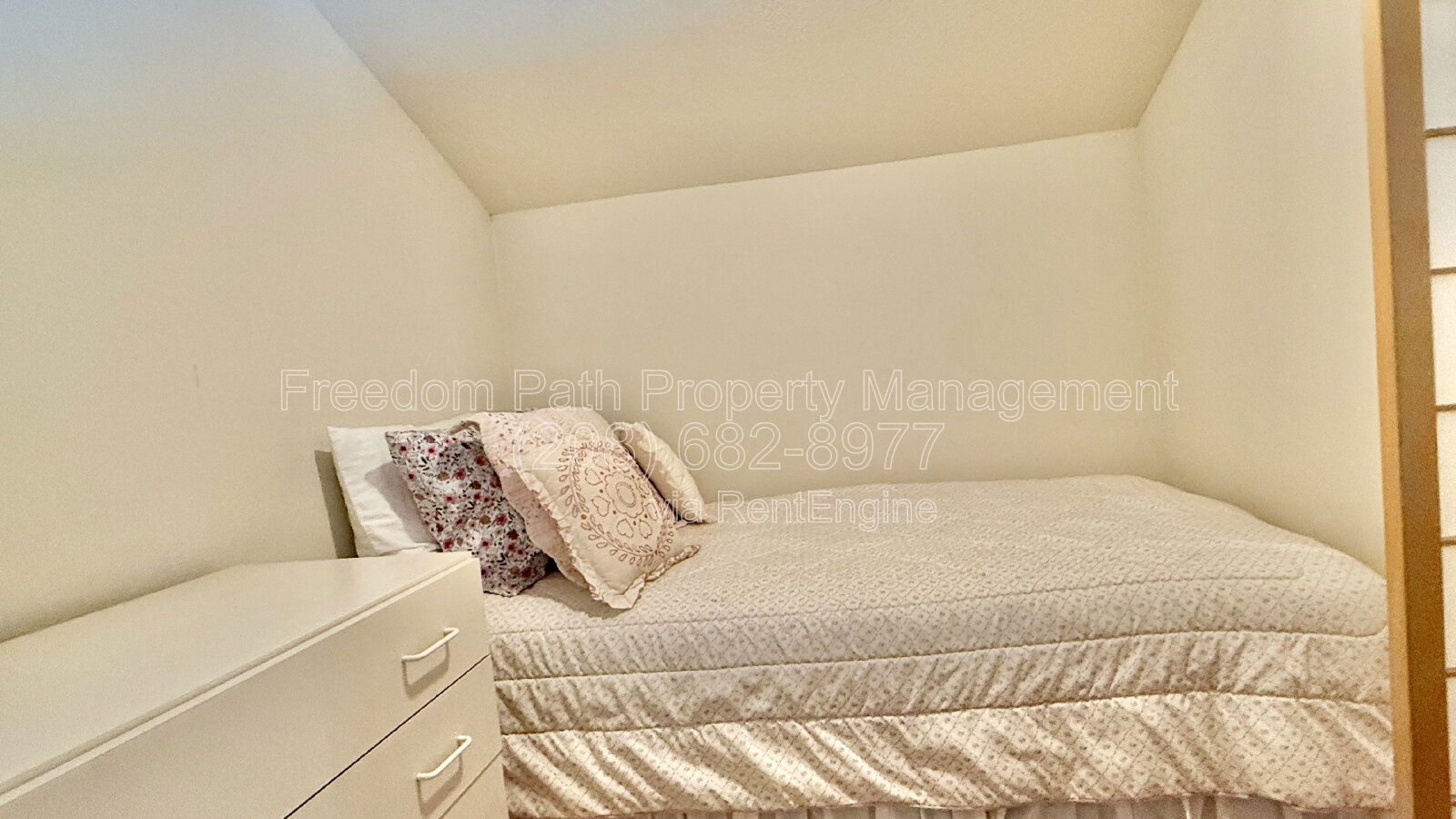 Twin Lakes Village Golf Club & Lakefront Community Rental property image