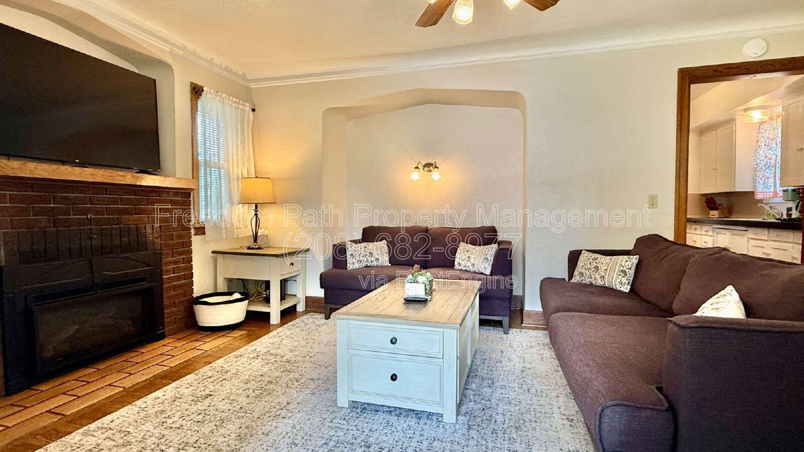 Charming Downtown Coeur d’Alene Cottage – 2 Bed / 1 Bath property image