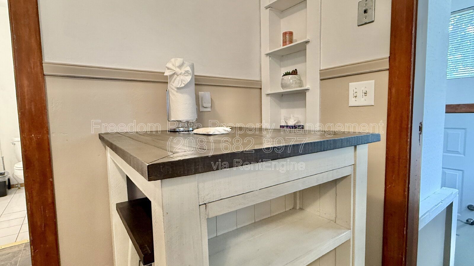 Charming Downtown Coeur d’Alene Cottage – 2 Bed / 1 Bath property image