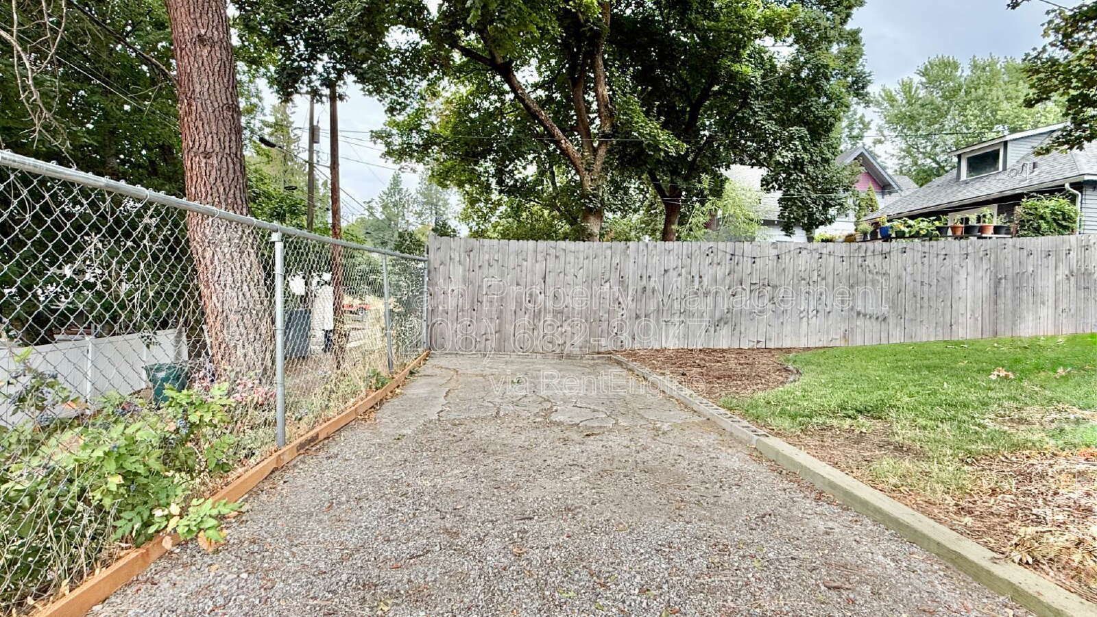 Charming Downtown Coeur d’Alene Cottage – 2 Bed / 1 Bath property image