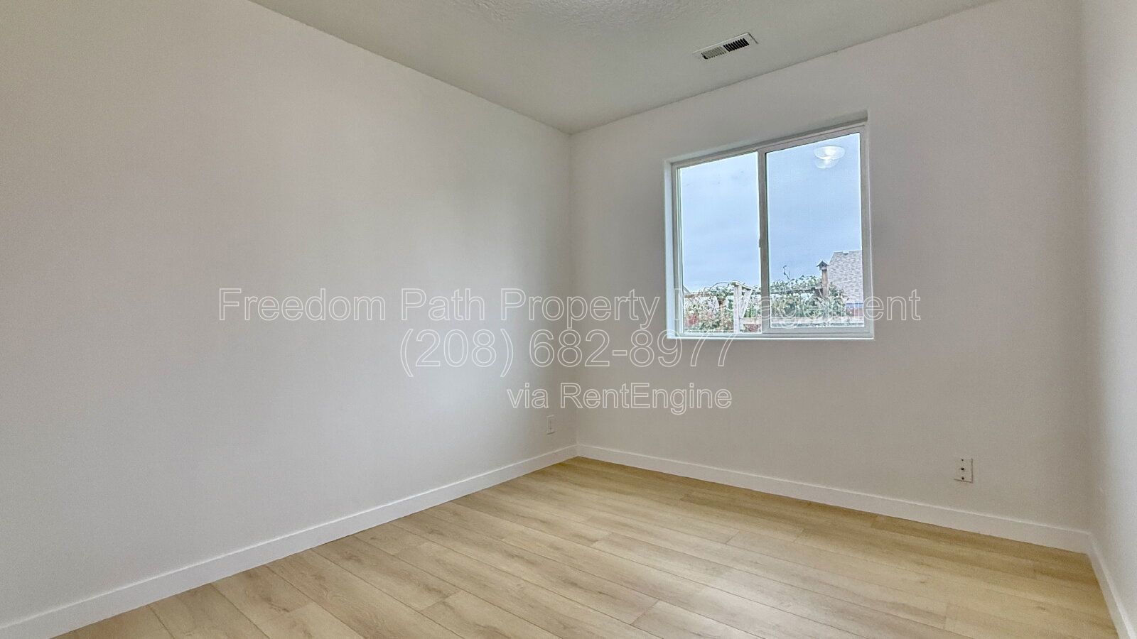 Remodeled 3-Bedroom Rancher with Landscaped Yard – Hawks Nest | Coeur d’Alene property image