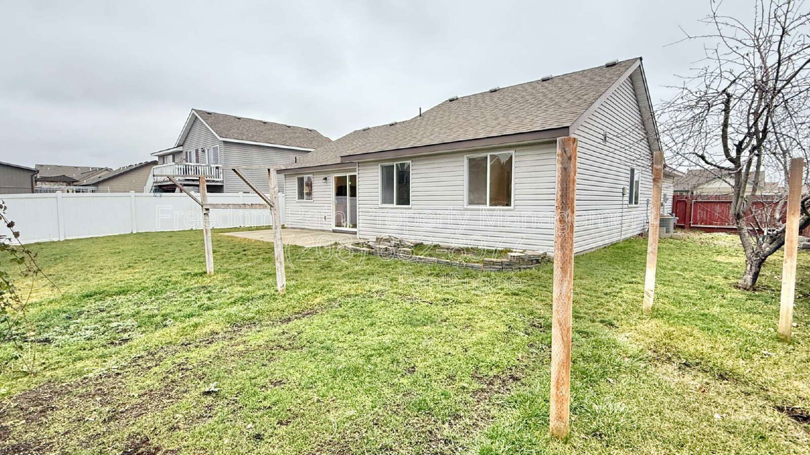 Remodeled 3-Bedroom Rancher with Landscaped Yard – Hawks Nest | Coeur d’Alene property image