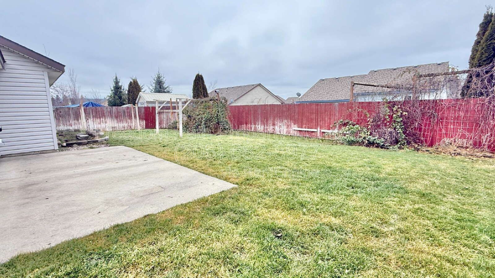 Remodeled 3-Bedroom Rancher with Landscaped Yard – Hawks Nest | Coeur d’Alene property image