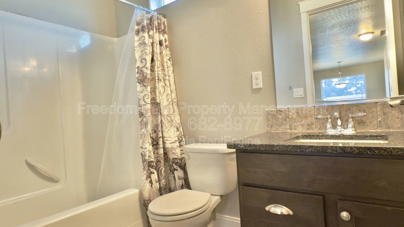 Beautiful 3BR Home with Granite Counters, A/C, RV Parking & Large Fenced Yard property image