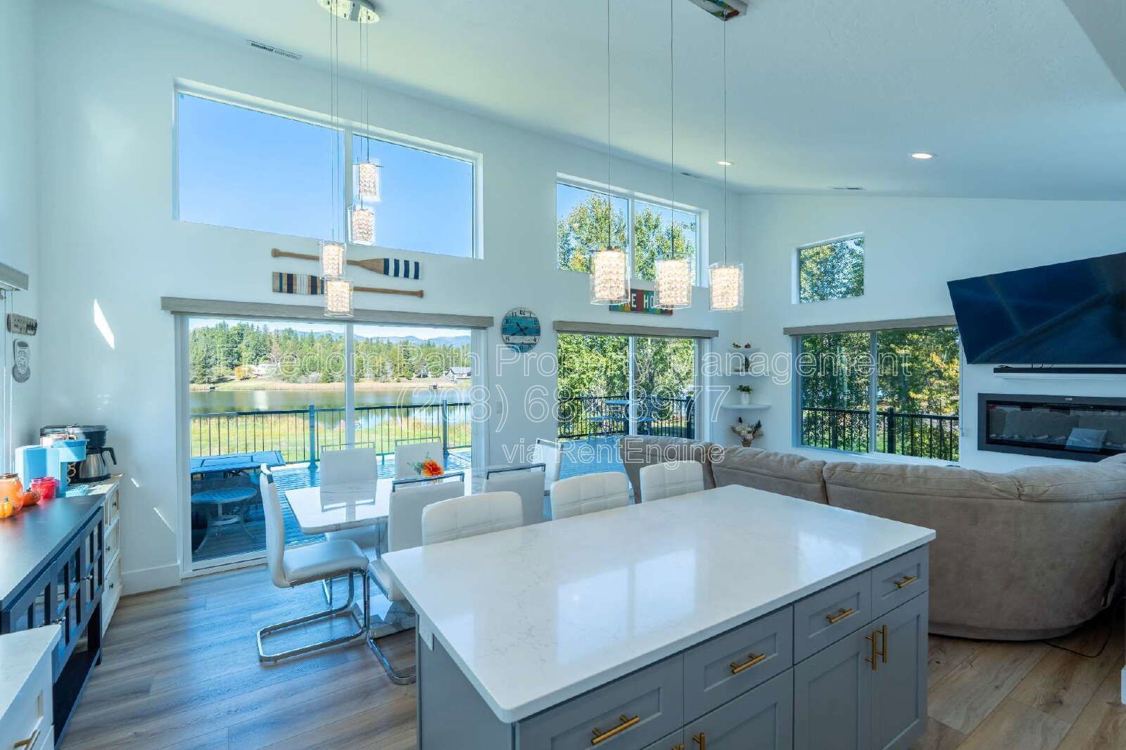 Fully Furnished Lakeview Home in Sagle — Seasonal Rental, Oct 2026–Apr 2027 | Water, Sewer, Trash & WiFi Included property image