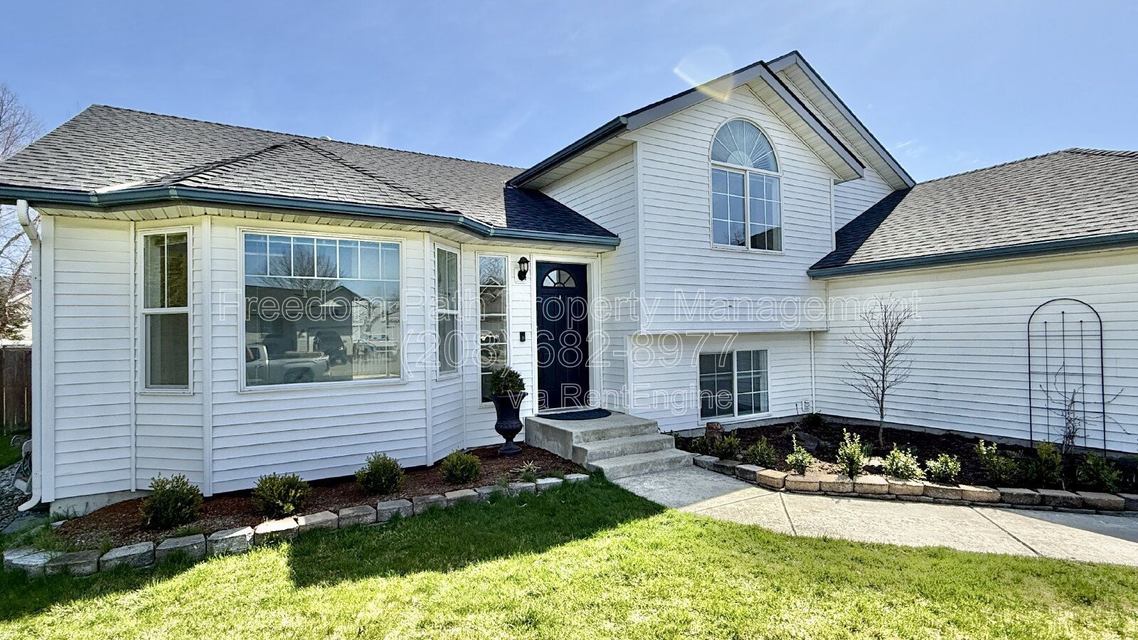 Spacious 4 Bed, 3 Bath Hayden Home with RV Parking & Large Fenced Backyard Near Honeysuckle Beach property image