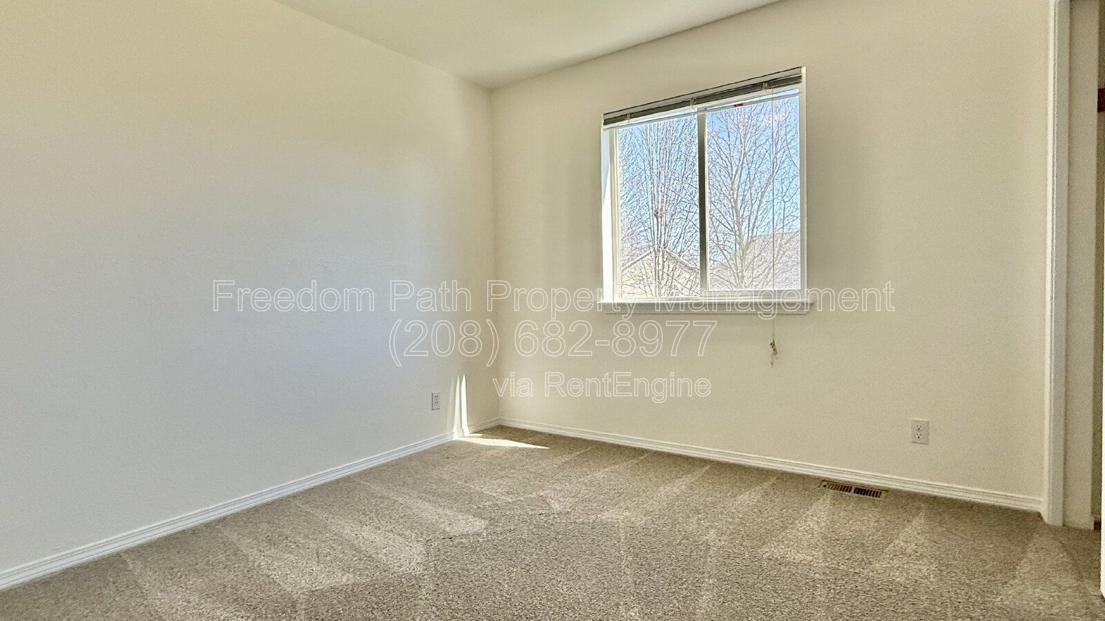 Spacious 4 Bed, 3 Bath Hayden Home with RV Parking & Large Fenced Backyard Near Honeysuckle Beach property image