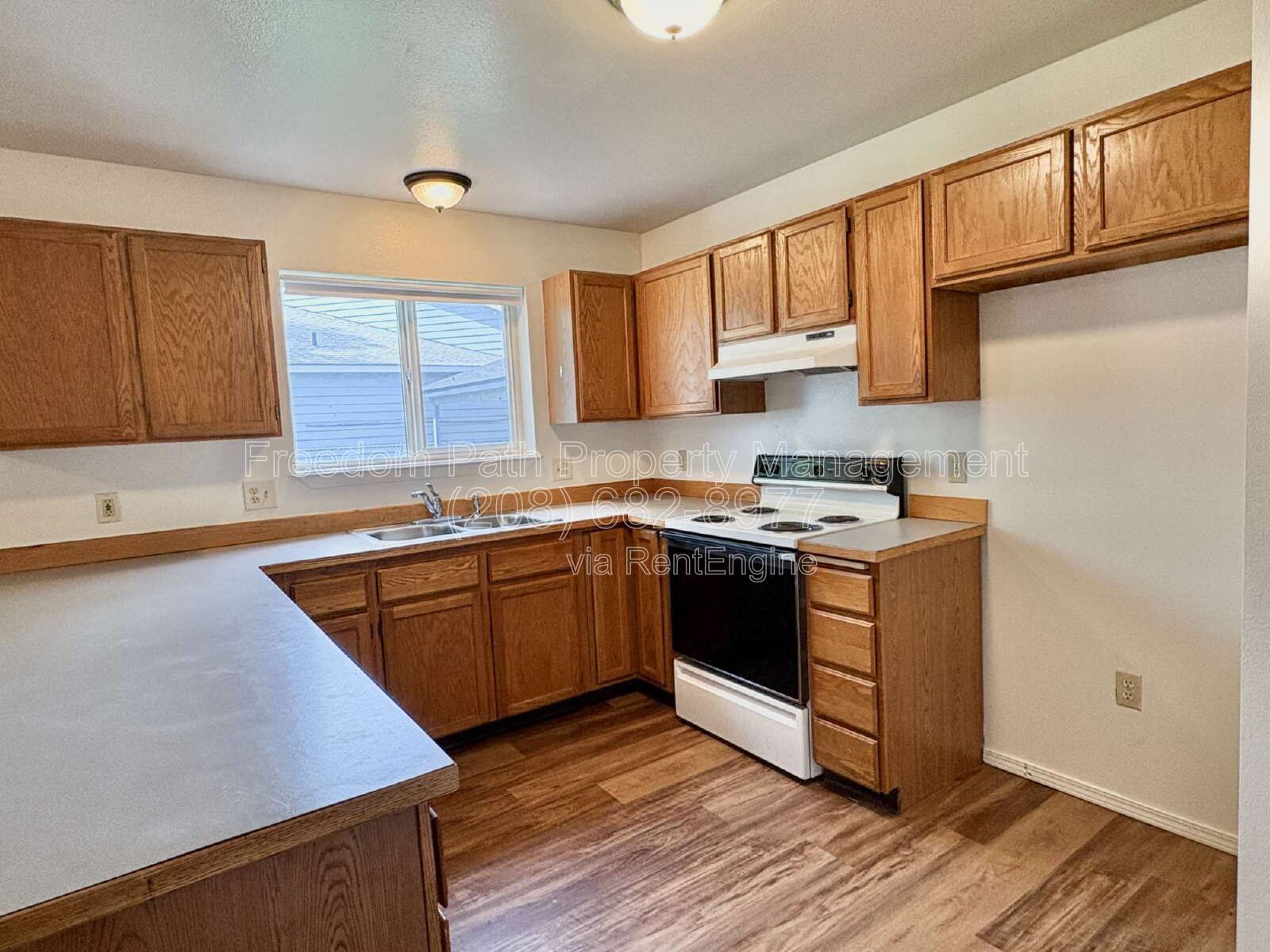 Updated 2-Bedroom Apartment in Convenient Location | 801 Brigger St, Unit E property image