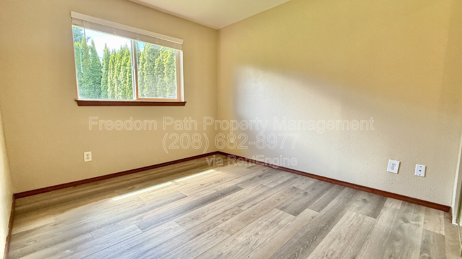 Spacious 5-Bedroom or 4 + Massive Bonus Room & Private Yard | 1930 W. Canfield Ave, Coeur d’Alene property image