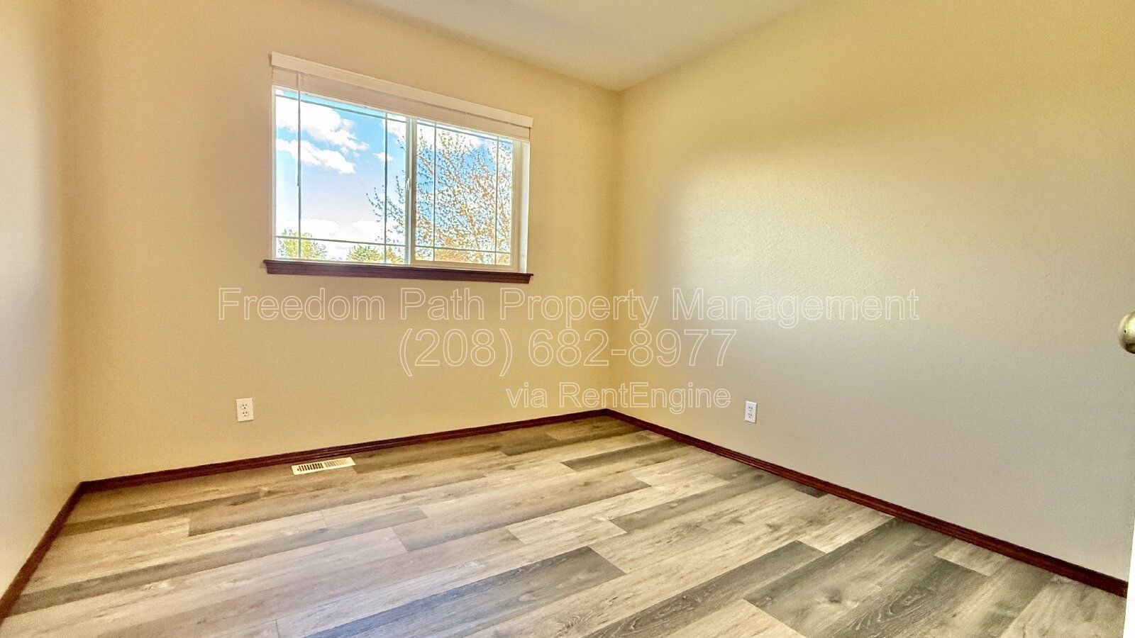 Spacious 5-Bedroom or 4 + Massive Bonus Room & Private Yard | 1930 W. Canfield Ave, Coeur d’Alene property image
