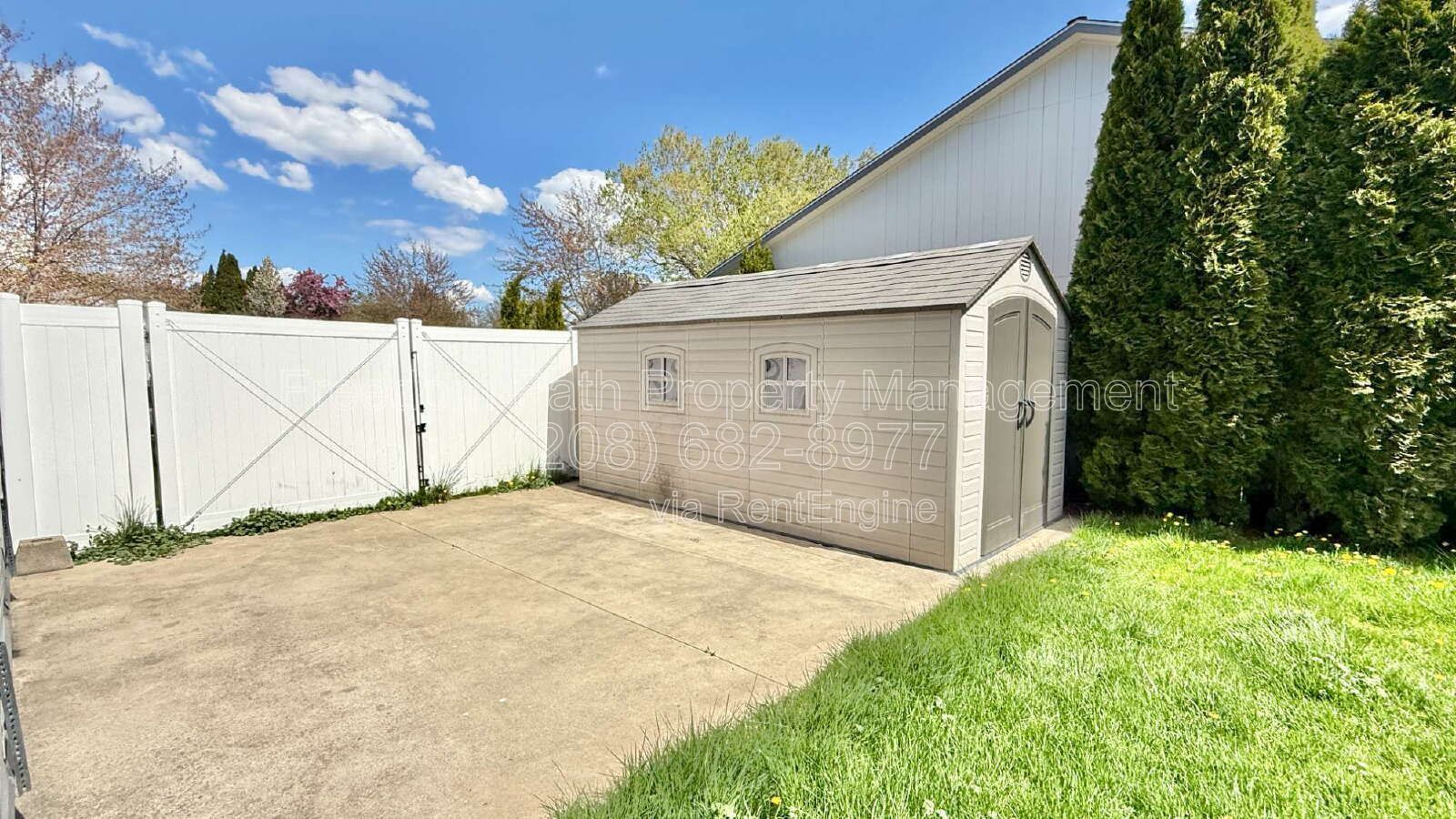 Spacious 5-Bedroom or 4 + Massive Bonus Room & Private Yard | 1930 W. Canfield Ave, Coeur d’Alene property image
